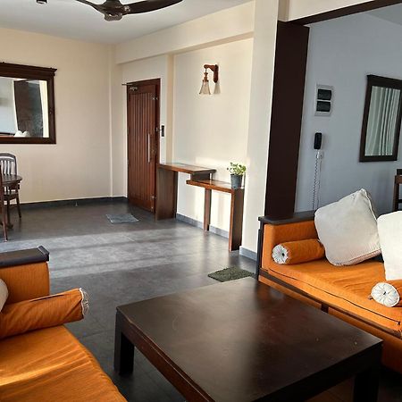 Luxurious Sea View Apartment In Wellawatte Colombo Exterior photo